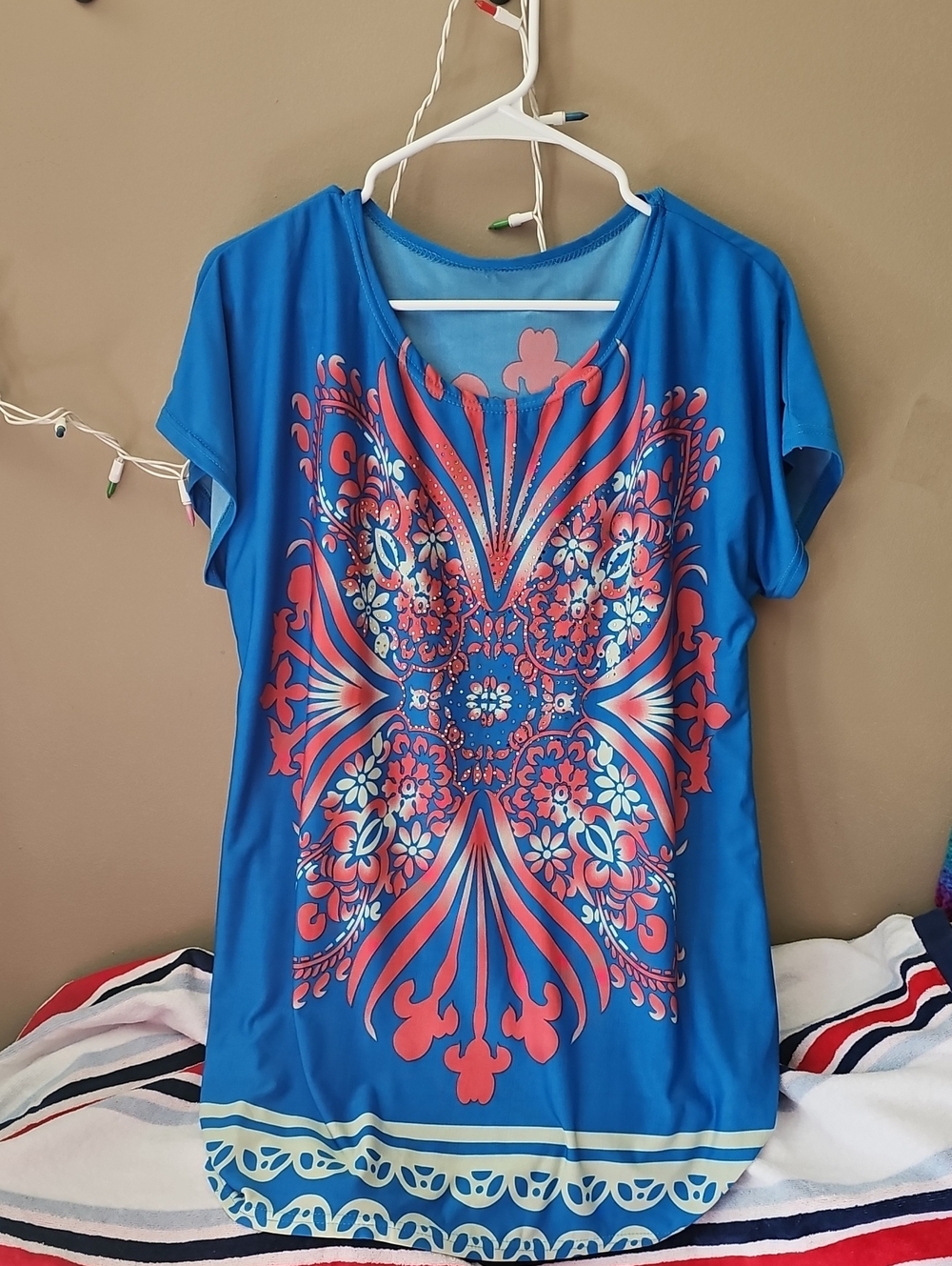 Blue/Red & Cream Floral -Print Women's Top